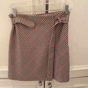 H&M Houndstooth skirt